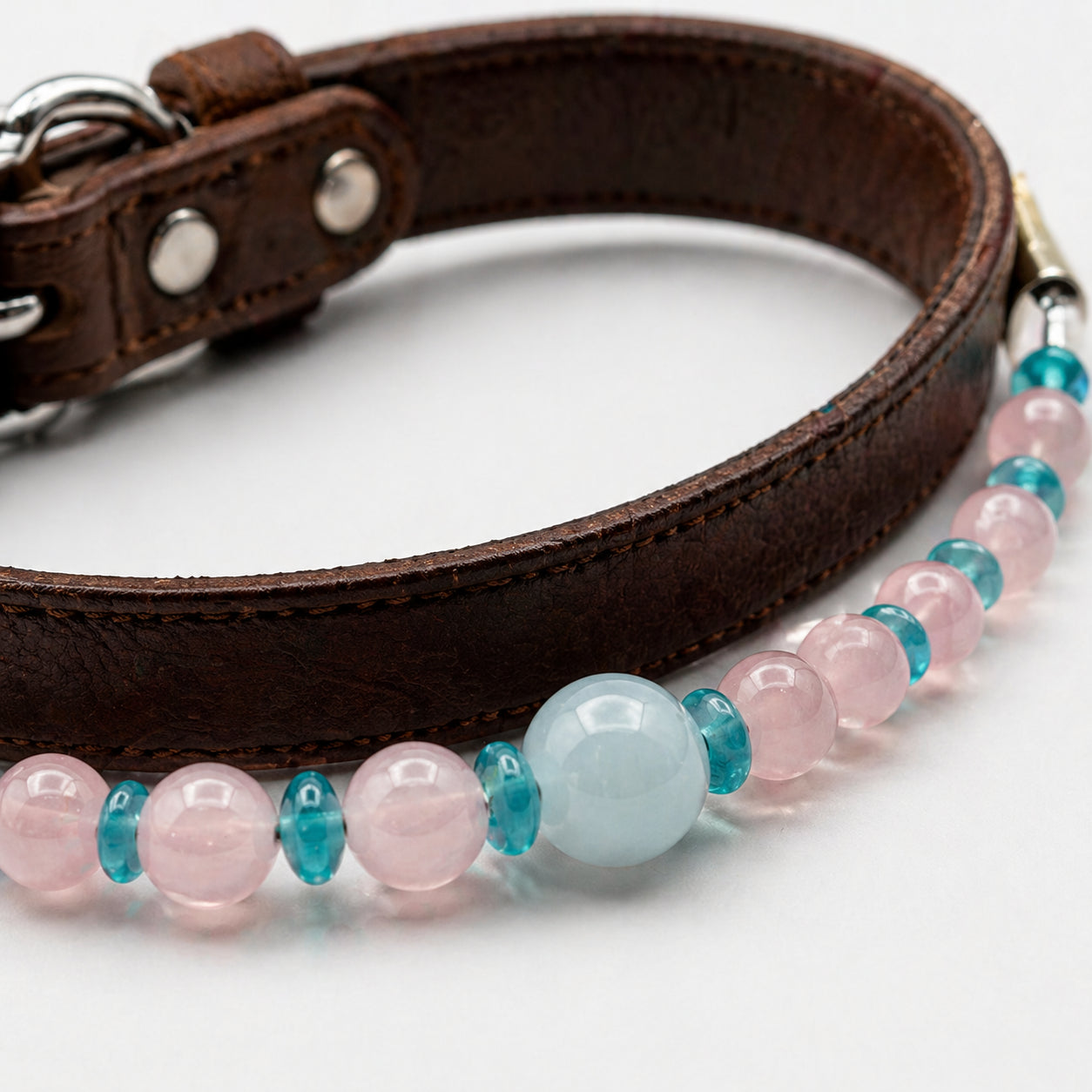 ocean-breeze-bond-collar-minimalist-pastel variation